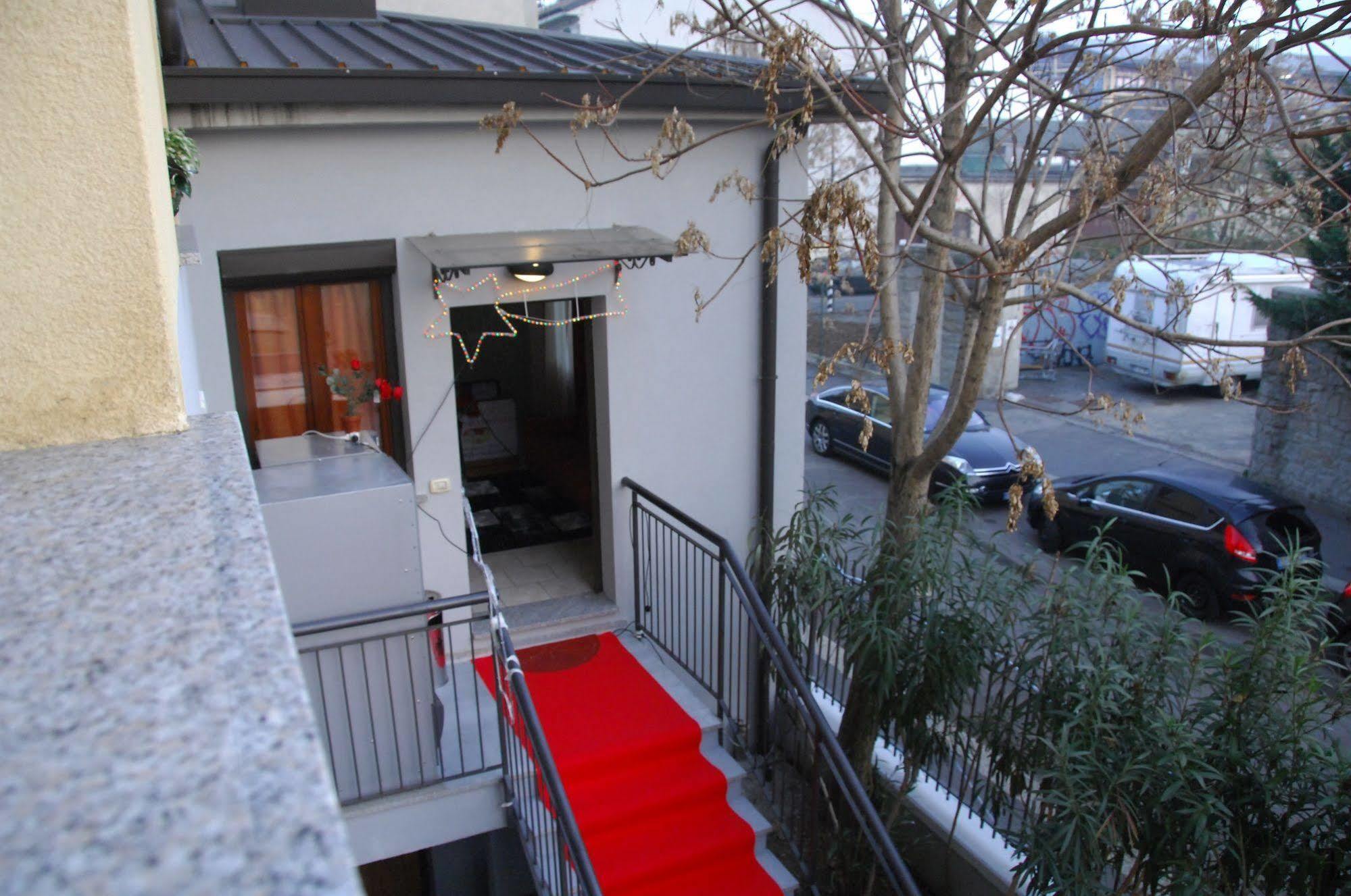 Residence Politecnico Bovisa Milan Bagian luar foto